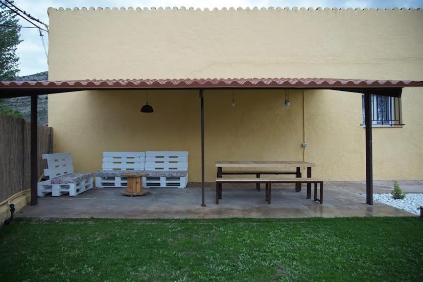 Villa La Casa Del Rio Granja Llumes Exterior foto